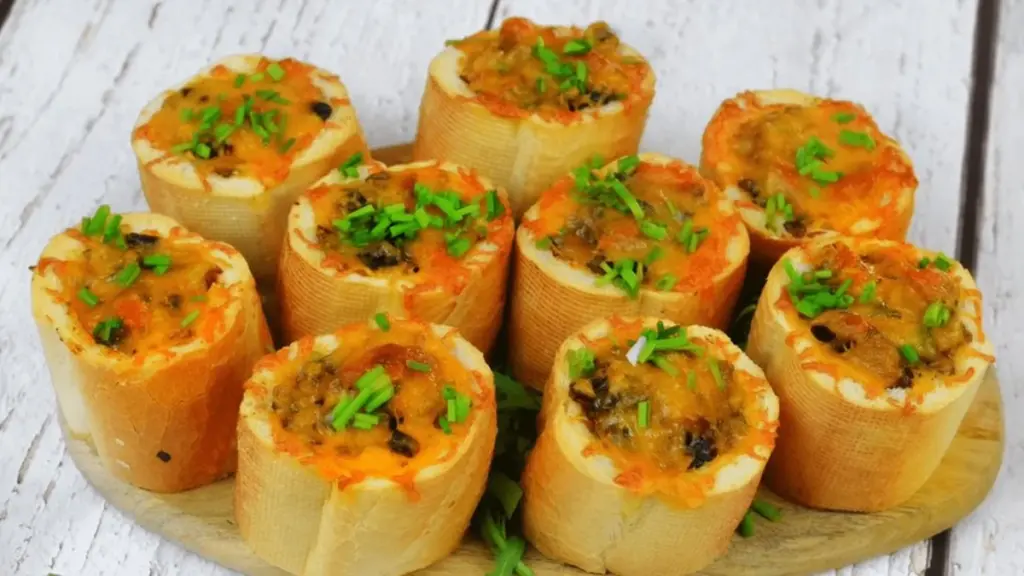 Bagietkowe koszyczki z pieczarkami: przekąska, której jeszcze nie próbowały Twoje kubki smakowe