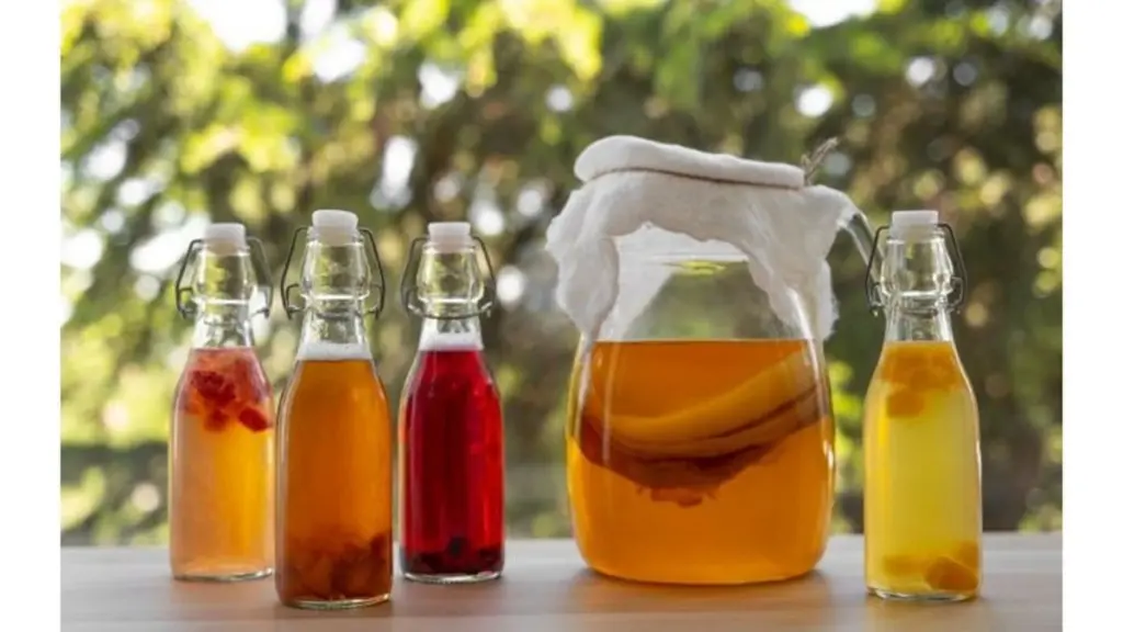 Kombucha: czy na pewno wiesz, komu szkodzi? Sprawdź, czy jesteś na liście.